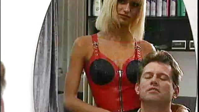 Pelle-Holly Hudson è film hot italiani ingenuo il suo cazzo!